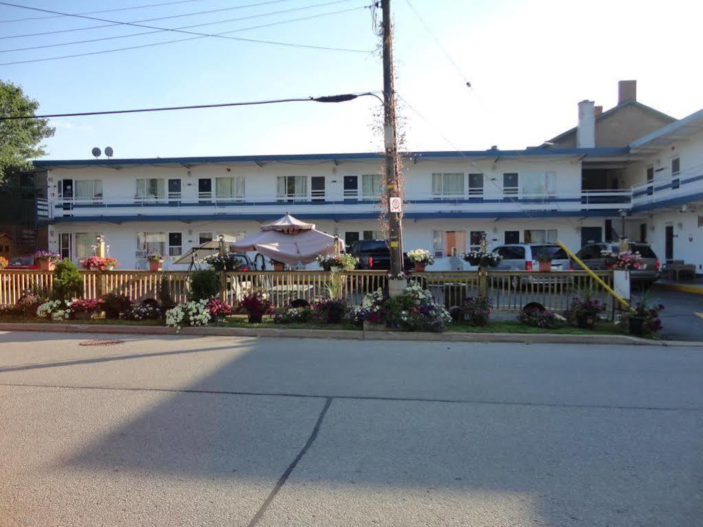 Niagara Parkway Court Motel Exterior photo
